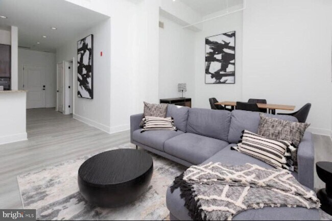 Photo - 300 Cathedral St Unidad 304