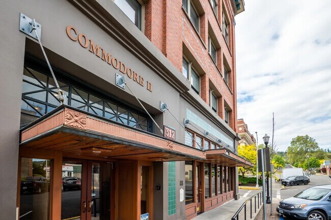 Photo - 312 Court St