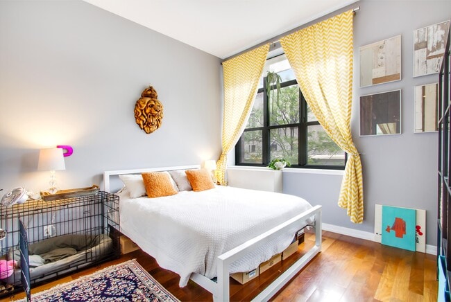 Building Photo - 80 Metropolitan Avenue Unit Apt. 2C