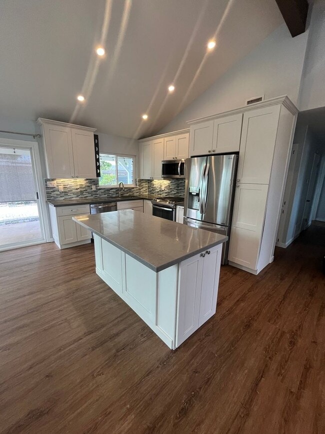 Photo - SPACIOUS 3BD/2BA SINGLE FAMILY HOME IN CLA...