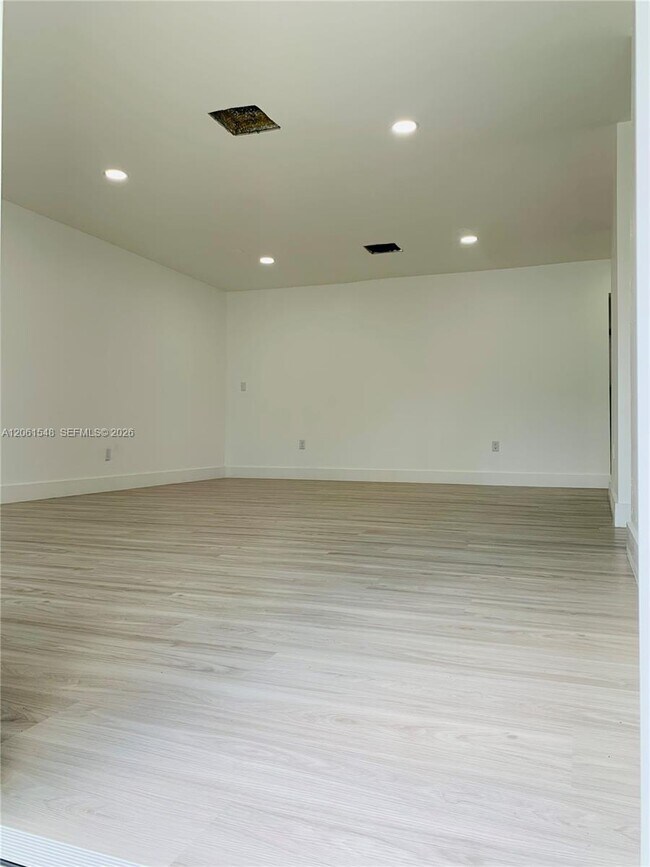 Photo - 5441 NW 174th Dr