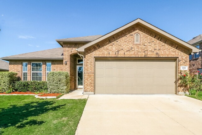 Building Photo - 900 W Bend Blvd