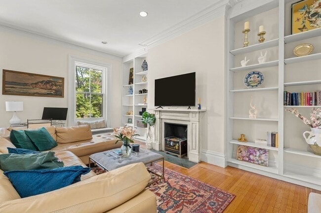 Photo - 133 Marlborough St Unidad 8