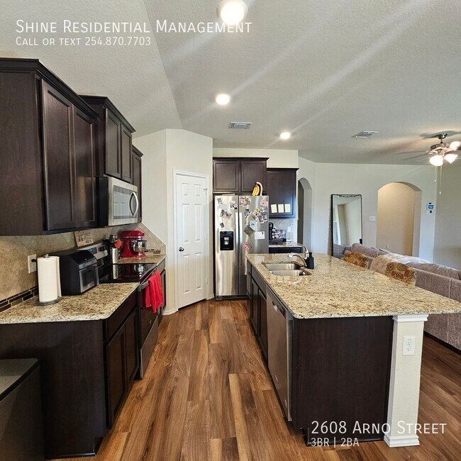 Photo - 2608 Arno St