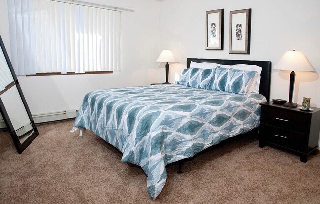 Photo - Magnolia Court