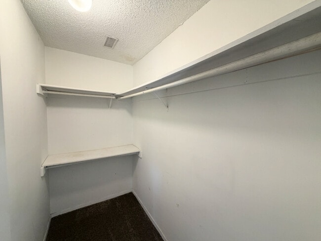 Photo - 1360 Brook St Unit E