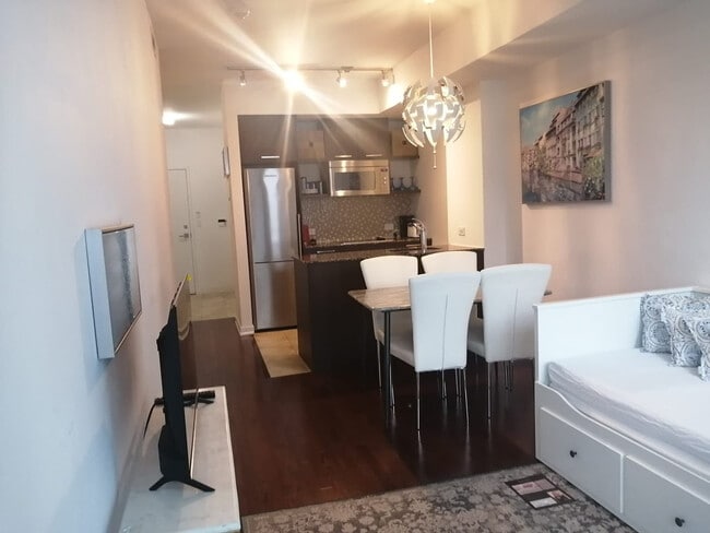 Photo - 12 York St Unit FL10-ID1347727P