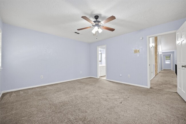 Photo - 8103 Oak Moss Dr
