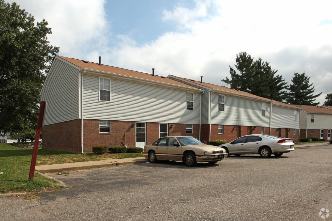 Photo - Whispering Creek Apartments
