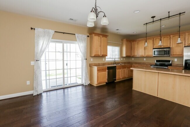 Photo - 4700 Kiddle Ln