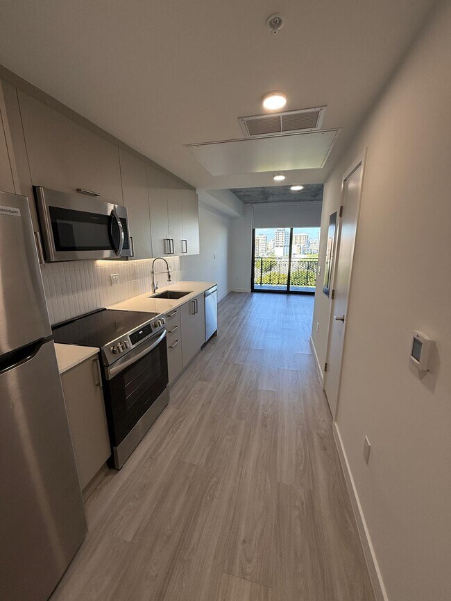 Photo - 1930 NW 1st Pl Unidad S13