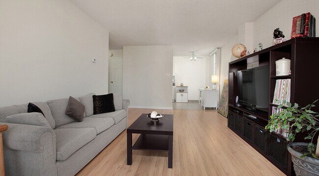 Photo - Queenswood House Unit 00202