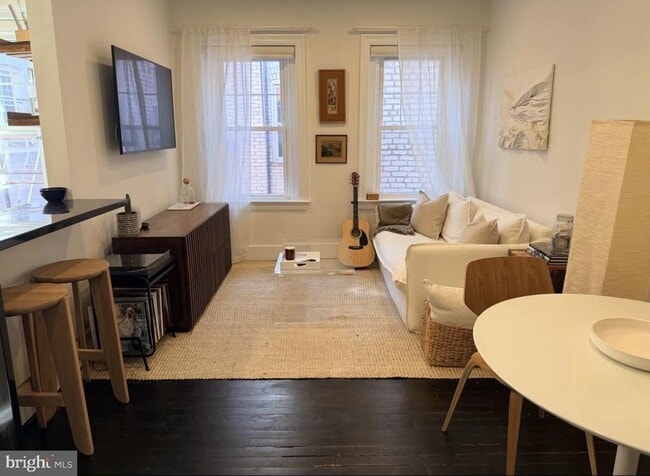 Photo - 1332 15th St NW Unit 44