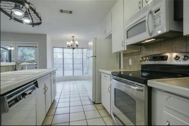 Photo - 1801 Sagebrush Trail