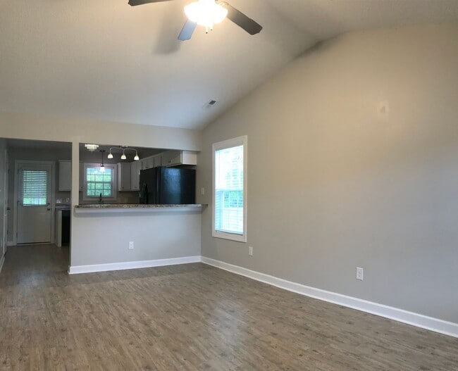 Photo - Super Sweet on Streamwood