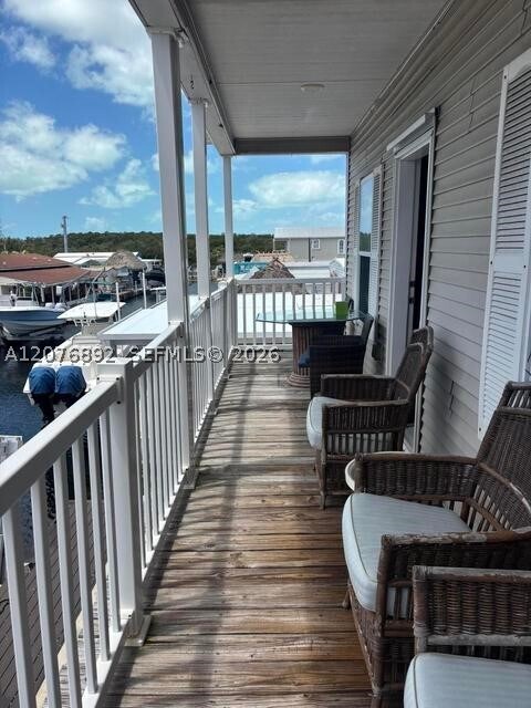 Building Photo - 210 2nd St