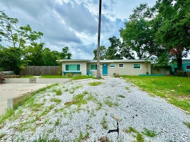 Building Photo - 3957 Wahoo Dr SE Rental