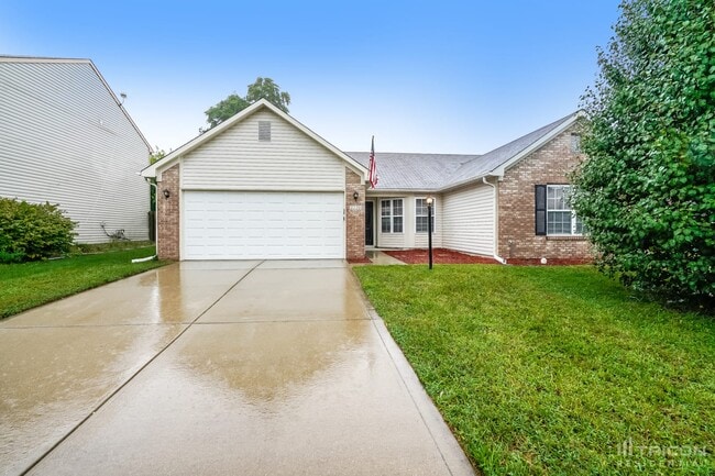 Photo - 2220 Lakecrest Dr House