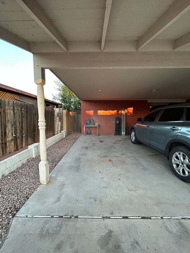 Photo - 1101 N April Cir Unit #B