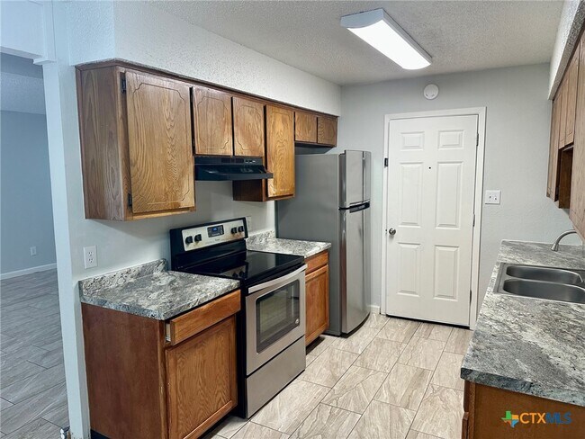 1307 Barbara Dr