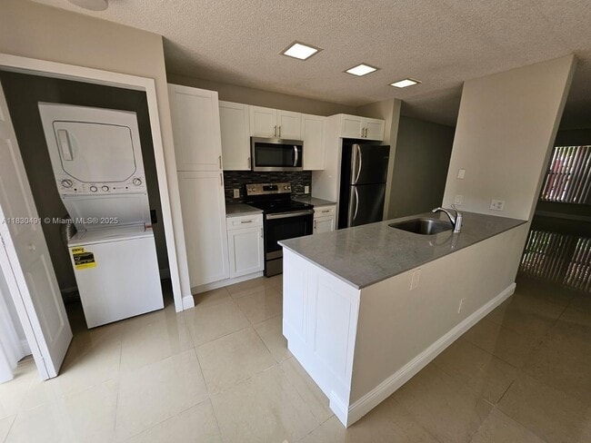 Photo - 1091 N Hiatus Rd