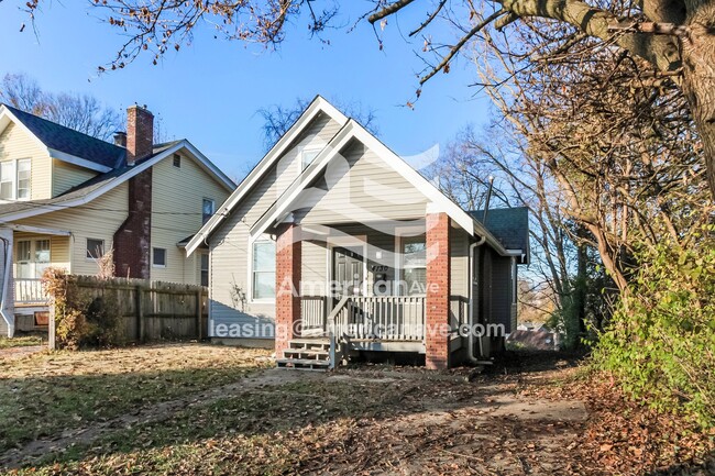 Photo - 4130 Talbert St