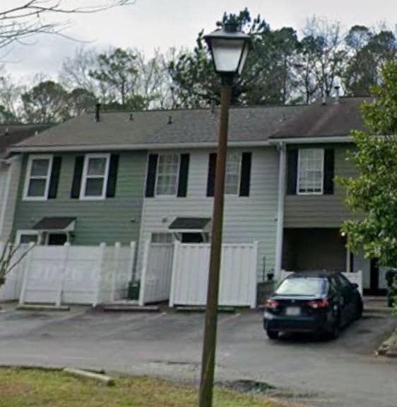 Photo - 4265 Grogan St
