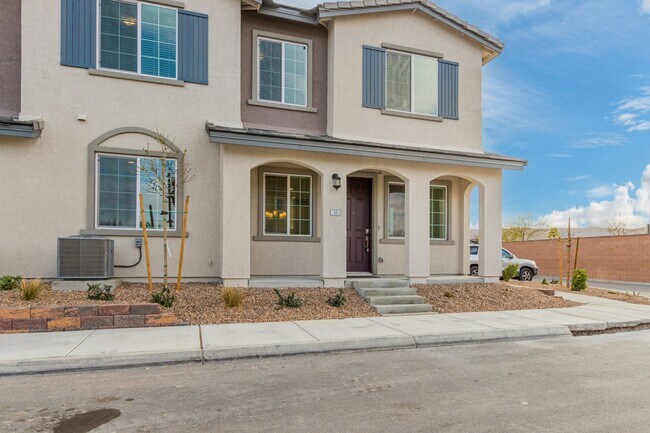 Photo - 2023 built townhome