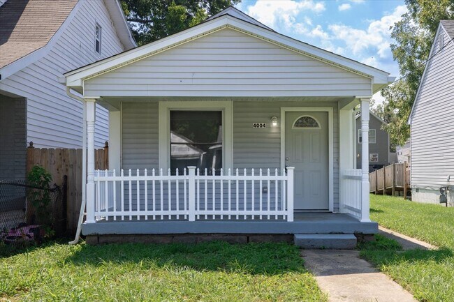 Photo - 4004 Grand Ave