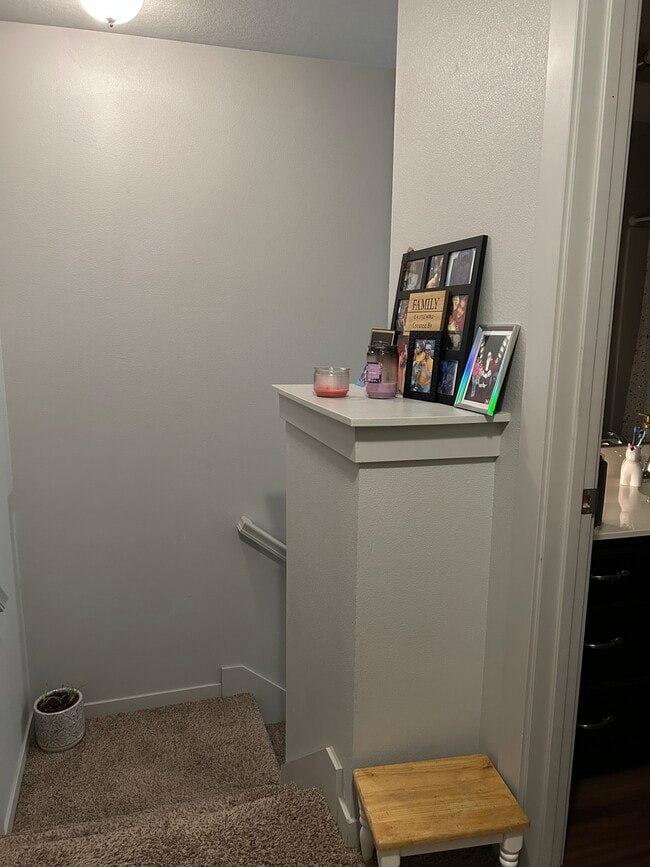 Photo - 4803 NE Oak Ln