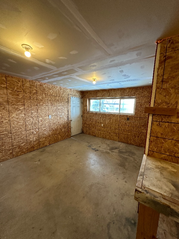 Photo - 705 Dakota St