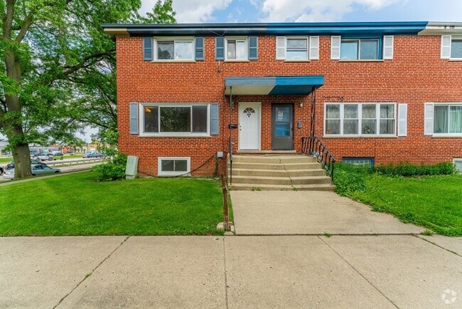 Building Photo - 897 North Ave Rental