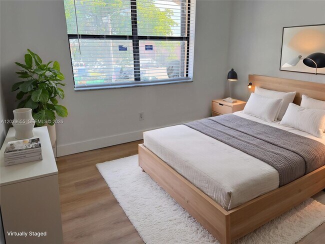 Photo - 2735 W 66th St Unit 21-23