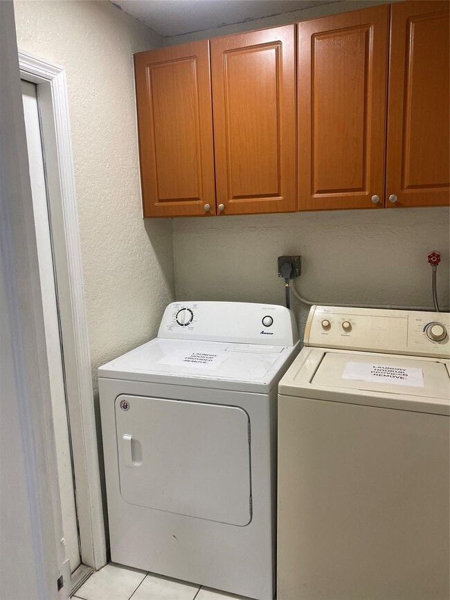 Photo - 3770 NE 16th Ave