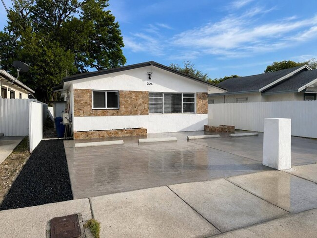Building Photo - 2126 NW 47th Terrace