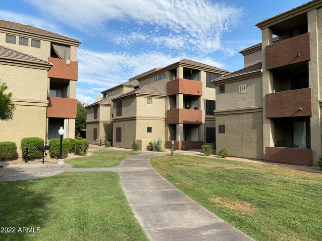 Building Photo - 3848 N 3rd Ave Unit 3021