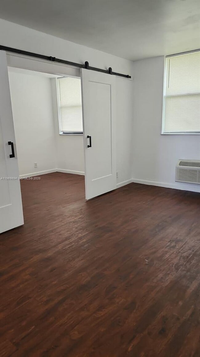 Photo - 2401 Riverside Dr Unit 510-B