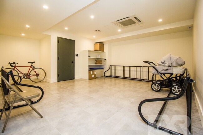 Photo - 242 Newkirk Ave Unit 4C