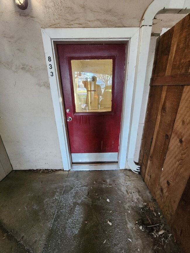 Photo - Centrally located unit