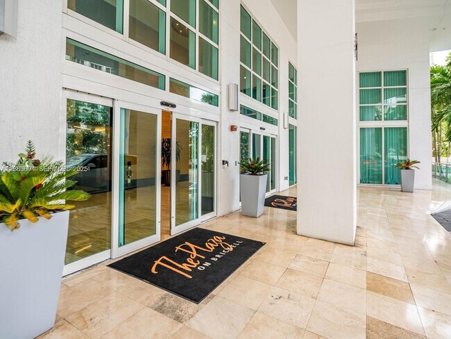Photo - 950 Brickell Bay Dr Unit 4104