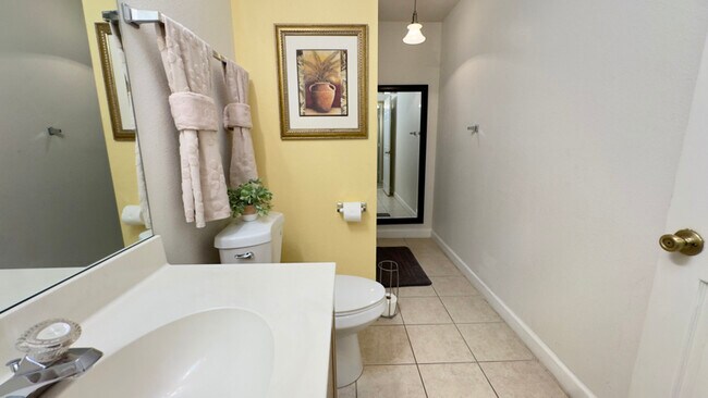 Photo - 562 SE Walters Terrace