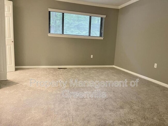 Photo - 82 Briarview Cir