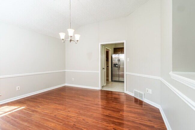 Photo - 4670 Shadow Tree Cove