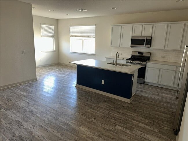 Photo - 241 Deserti Rd