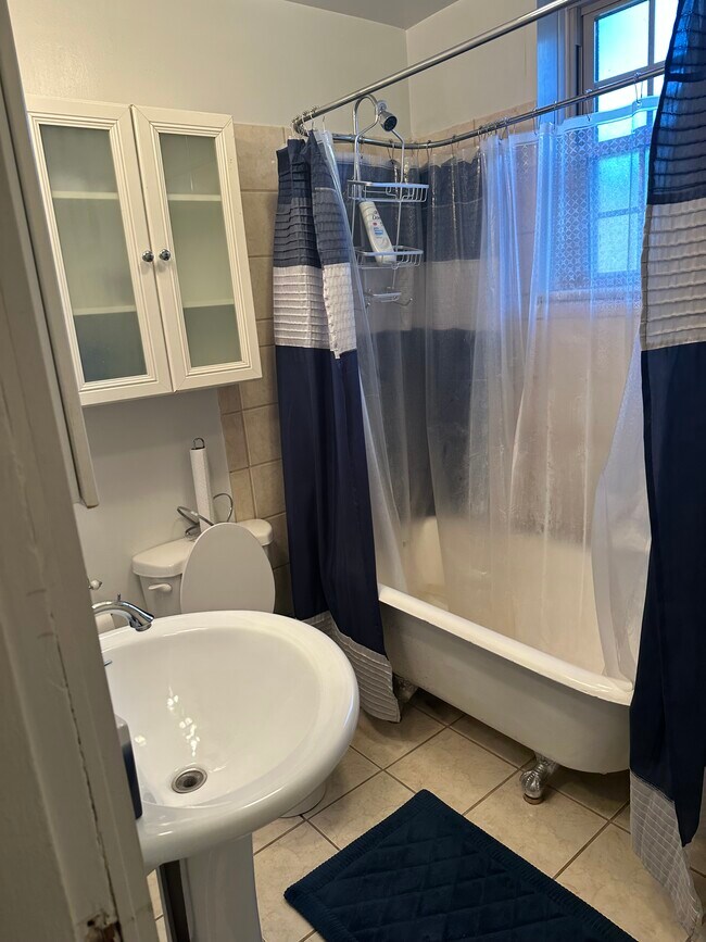 Photo - 6515 Bartmer Ave Unit 1