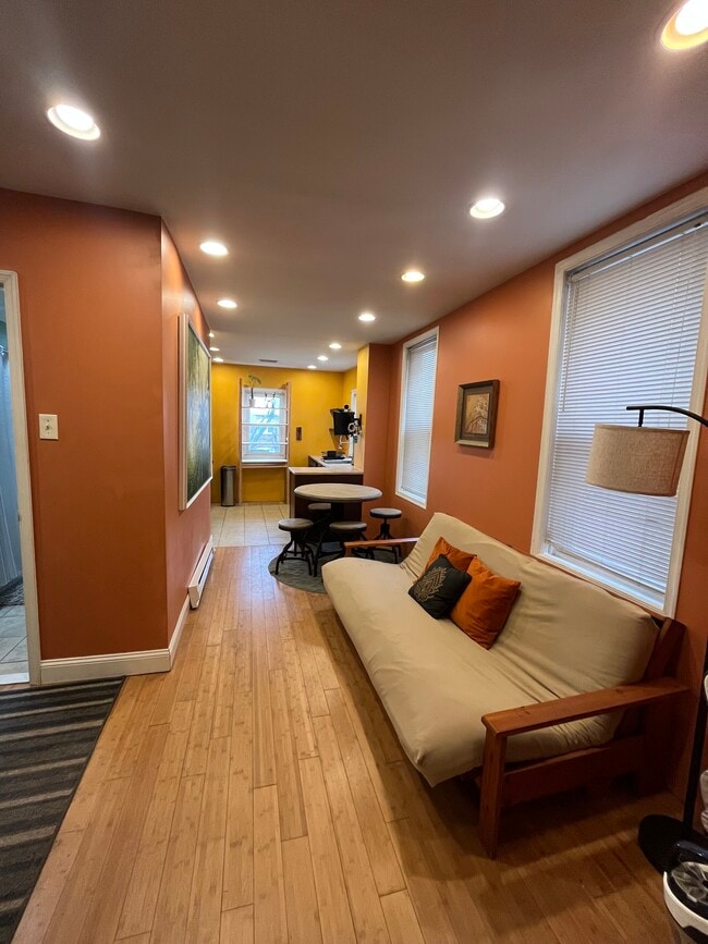 Photo - 4207 Euclid Ave Unit 1