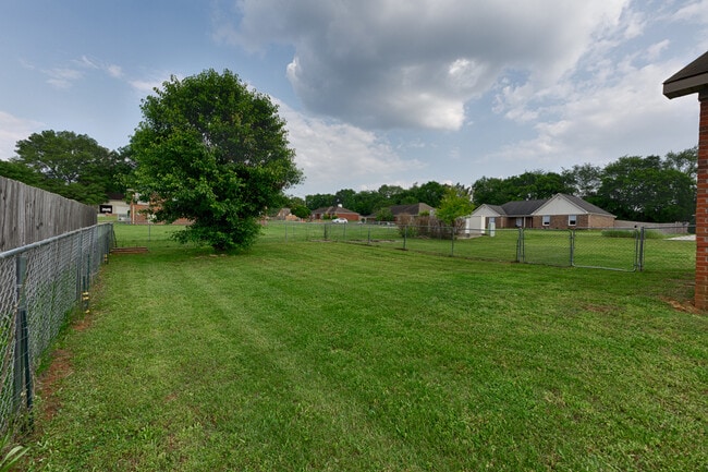 Photo - 1755 Jeff Rd NW