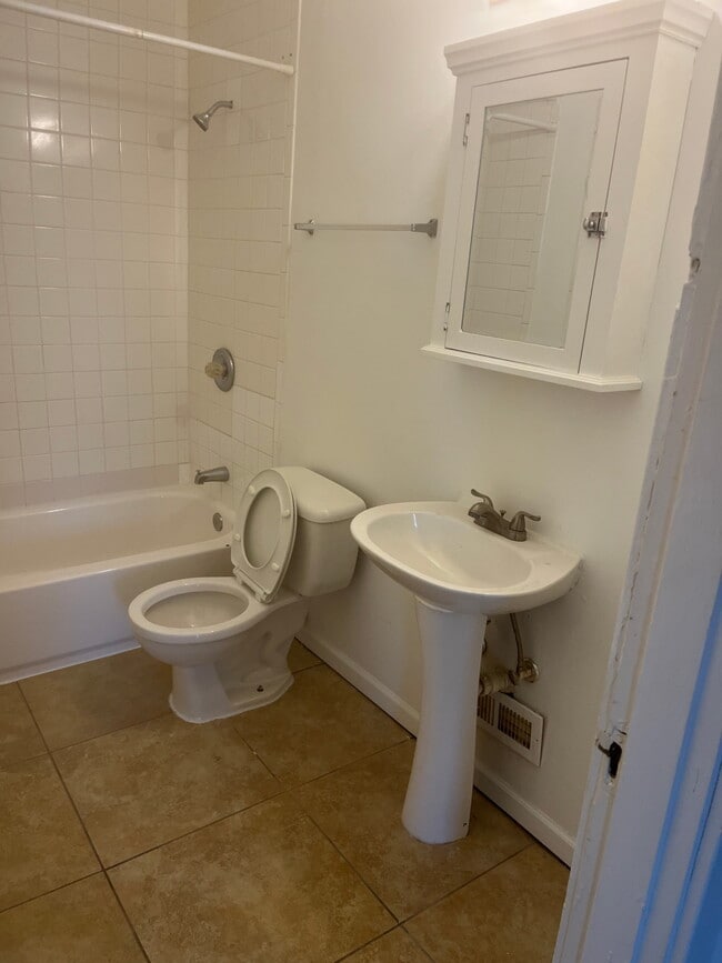 Photo - 1261 Rutledge Ave