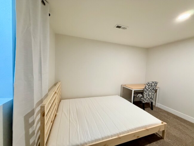 Photo - 9989 Dodge Dr