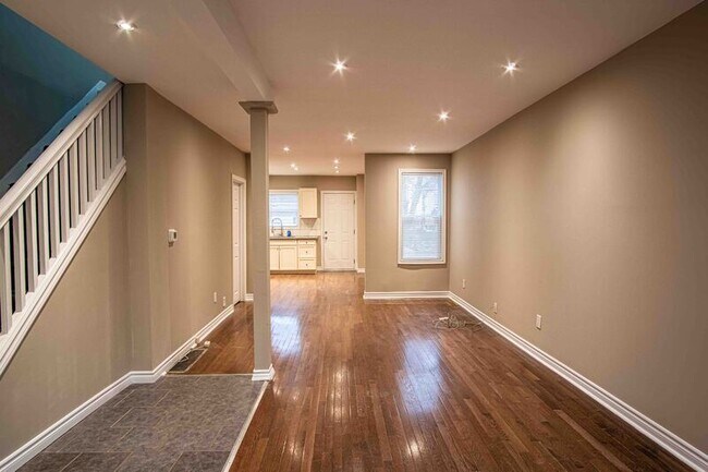 Photo - 57 Francis St